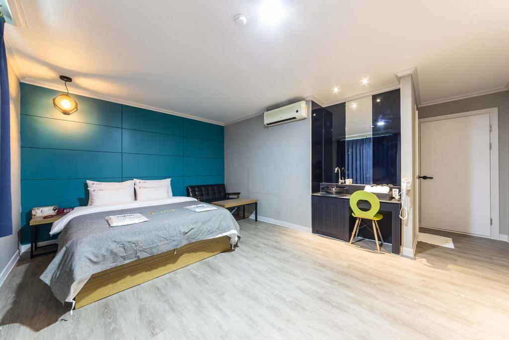 Ost Hotel Чхунчхон Экстерьер фото